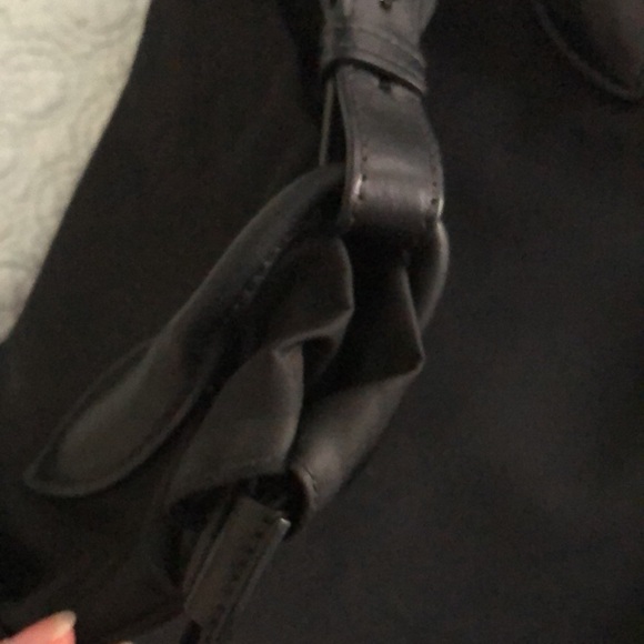 Prada nylon cross bag with adjustable leather shoulder strap - Picture 2 of 16